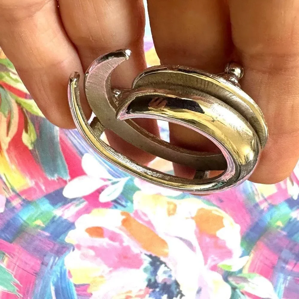Trifari vintage silver tone  swirl brooch